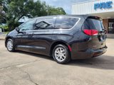 Used 2022 Chrysler Voyager LX image 4
