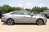 Certified 2024 Hyundai Elantra SEL w/ Convenience Package image 4