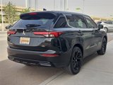 Used 2023 Mitsubishi Outlander SE Black Edition image 4