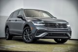 Certified 2022 Volkswagen Tiguan SE w/ Panoramic Sunroof Package image 2