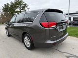 Used 2019 Chrysler Pacifica L image 2