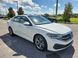 Used 2023 Volkswagen Jetta SE w/ Panoramic Sunroof Package image 2