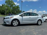 Used 2017 Kia Forte LX image 4