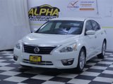 Used 2015 Nissan Altima 2.5 SV image 2