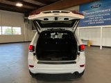Used 2019 Jeep Grand Cherokee Altitude image 5