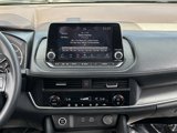 Certified 2023 Nissan Rogue SV image 3