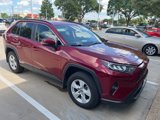 Used 2020 Toyota RAV4 XLE image 2