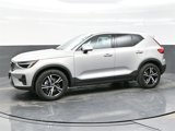 Certified 2025 Volvo XC40 B5 Core image 3