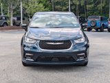 New 2025 Chrysler Pacifica Select image 2