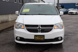 Used 2019 Dodge Grand Caravan SXT image 2
