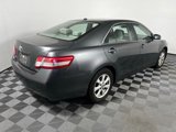 Used 2011 Toyota Camry LE image 5