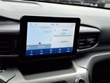 Used 2022 Ford Explorer XLT w/ Equipment Group 202A image 4