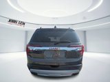 Used 2020 GMC Acadia SLE w/ Driver Convenience Package image 3
