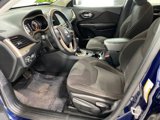 Used 2016 Jeep Cherokee Latitude w/ Cold Weather Group image 5