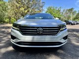 Used 2022 Volkswagen Passat 2.0T SE image 2