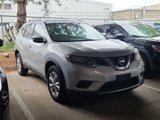 Used 2016 Nissan Rogue SV image 2