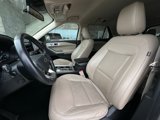 Used 2022 Ford Explorer Limited w/ Equipment Group 301A image 4