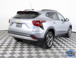 Used 2024 Chevrolet Trax LT w/ LT Convenience Package image 4