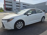 Certified 2022 Toyota Corolla LE image 3
