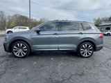 Used 2020 Volkswagen Tiguan SEL Premium R-Line image 3