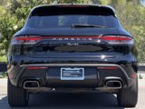 Certified 2022 Porsche Macan image 6