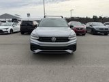 Used 2022 Volkswagen Tiguan SE R-Line image 2