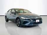 Used 2024 Hyundai Elantra Limited image 3