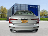 Certified 2022 Volvo S60 B5 Momentum w/ Premium Package image 4