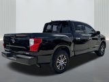 Used 2021 Nissan Titan SV image 5