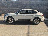 Certified 2025 Porsche Macan image 2
