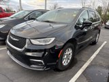 Used 2022 Chrysler Pacifica Touring-L image 2