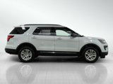 Used 2019 Ford Explorer XLT image 6