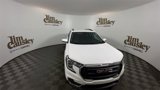 Used 2022 GMC Terrain SLE w/ Driver Convenience Package image 3