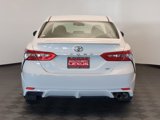Used 2018 Toyota Camry SE image 5