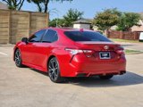 Used 2020 Toyota Camry SE image 3