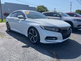 Used 2018 Honda Accord Sport image 4