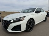 Used 2023 Nissan Altima 2.5 SR image 2