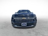 Used 2023 Chevrolet Suburban Premier image 2