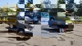 Used 2016 Dodge Grand Caravan SXT image 2