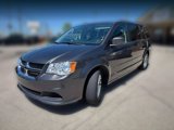 Used 2016 Dodge Grand Caravan SXT image 3