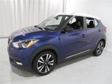 Used 2019 Nissan Kicks SR w/ SR Premium Package image 3