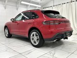 Certified 2022 Porsche Macan image 3