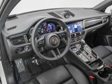 Certified 2025 Porsche Macan image 4