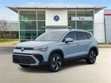 New 2025 Volkswagen Taos SE image 2