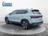 New 2025 Volkswagen Taos SE image 3
