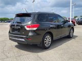 Used 2015 Nissan Pathfinder SV image 2