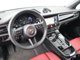 Certified 2025 Porsche Macan image 4