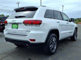 Certified 2020 Jeep Grand Cherokee Limited image 3