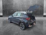 New 2025 Hyundai Venue Limited image 2