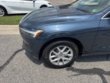 Used 2021 Volvo XC60 T5 Momentum w/ Premium Package image 3